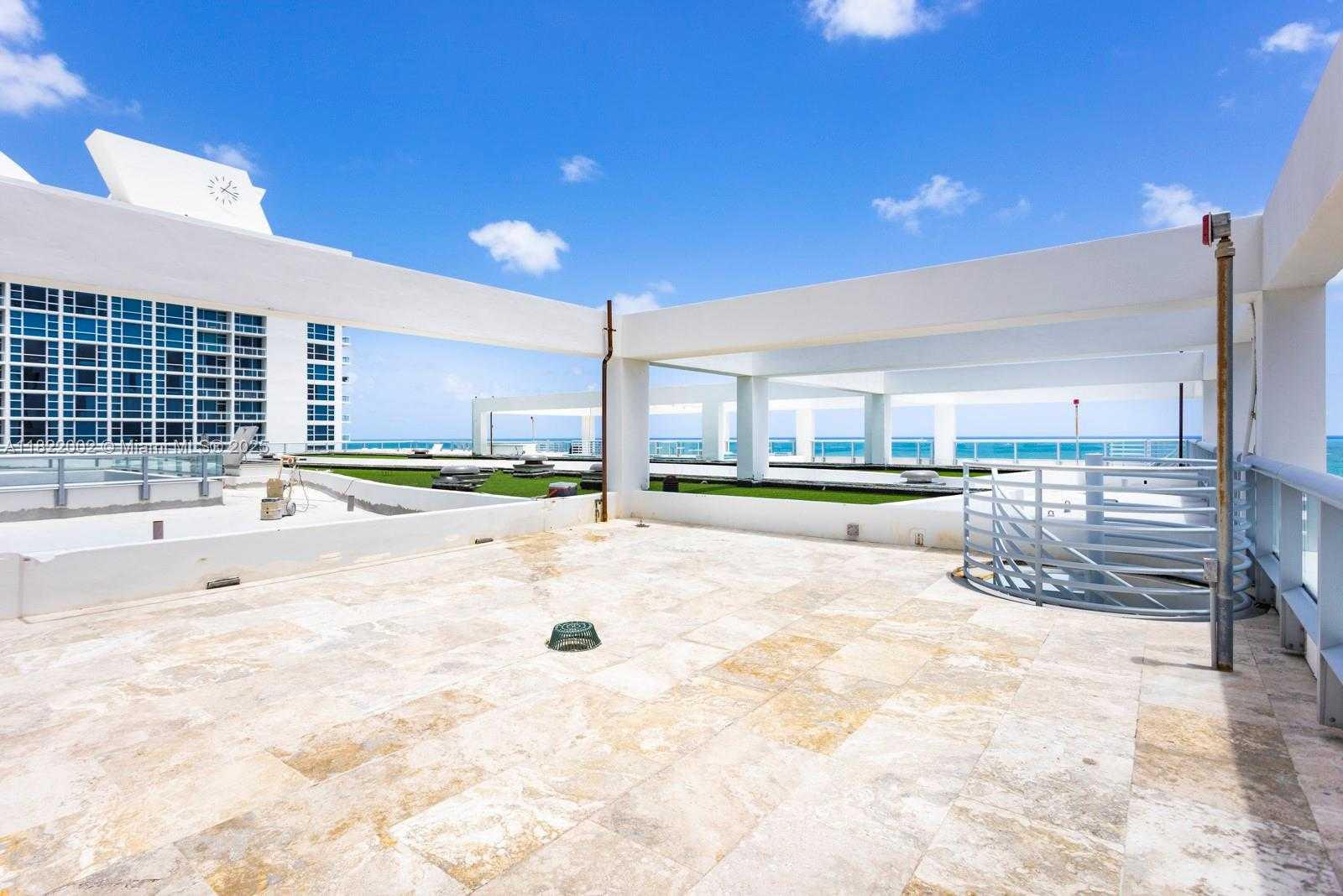 Small Image of 6799 COLLINS AVE #507, Miami Beach Number 21