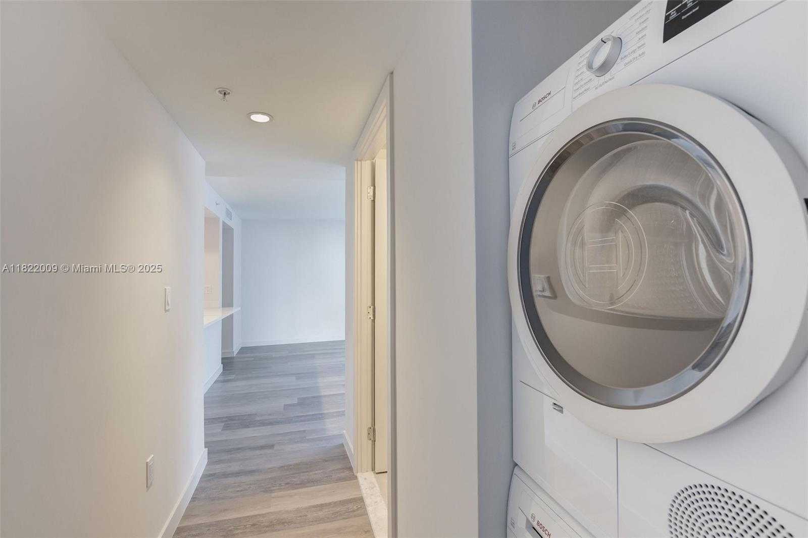 Small Image of 1756 NORTH BAYSHORE DR #17E, Miami Number 12