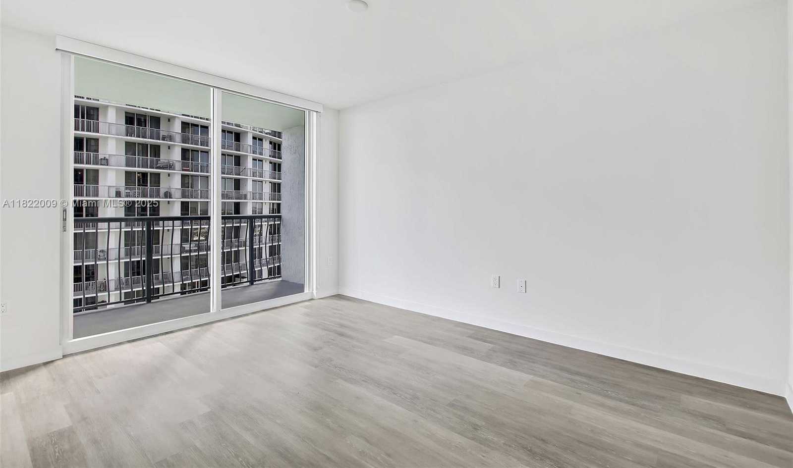 Small Image of 1756 NORTH BAYSHORE DR #17E, Miami Number 13