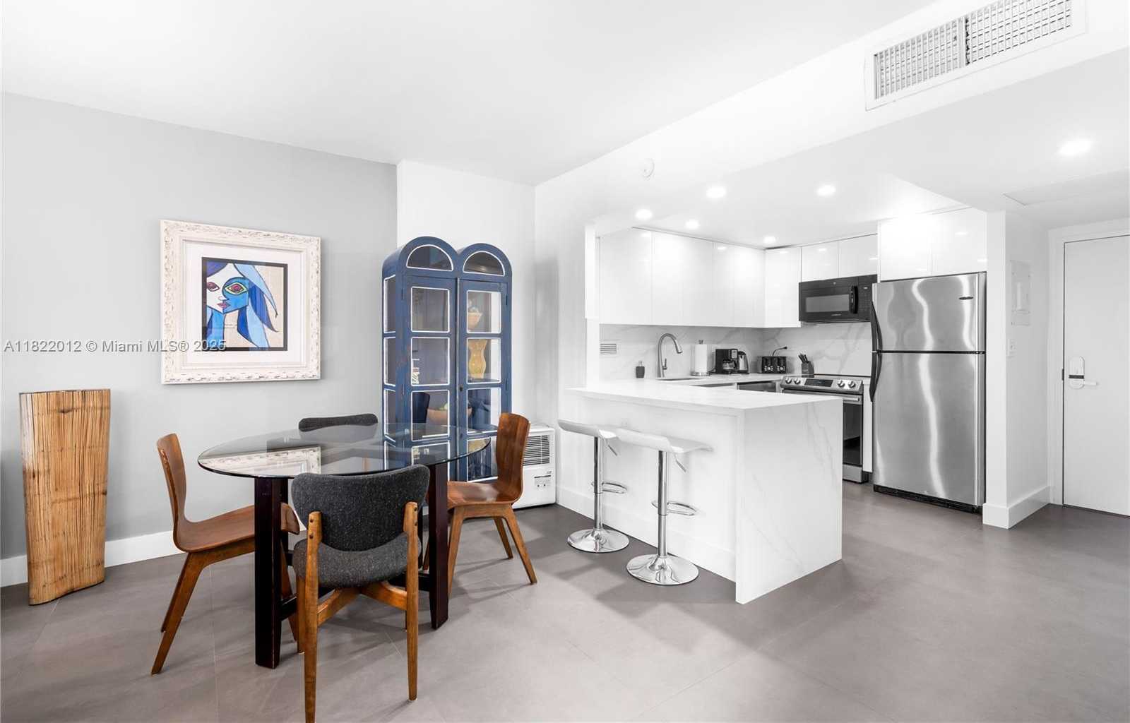 Small Image of 2301 COLLINS AVE #1543, Miami Beach Number 11