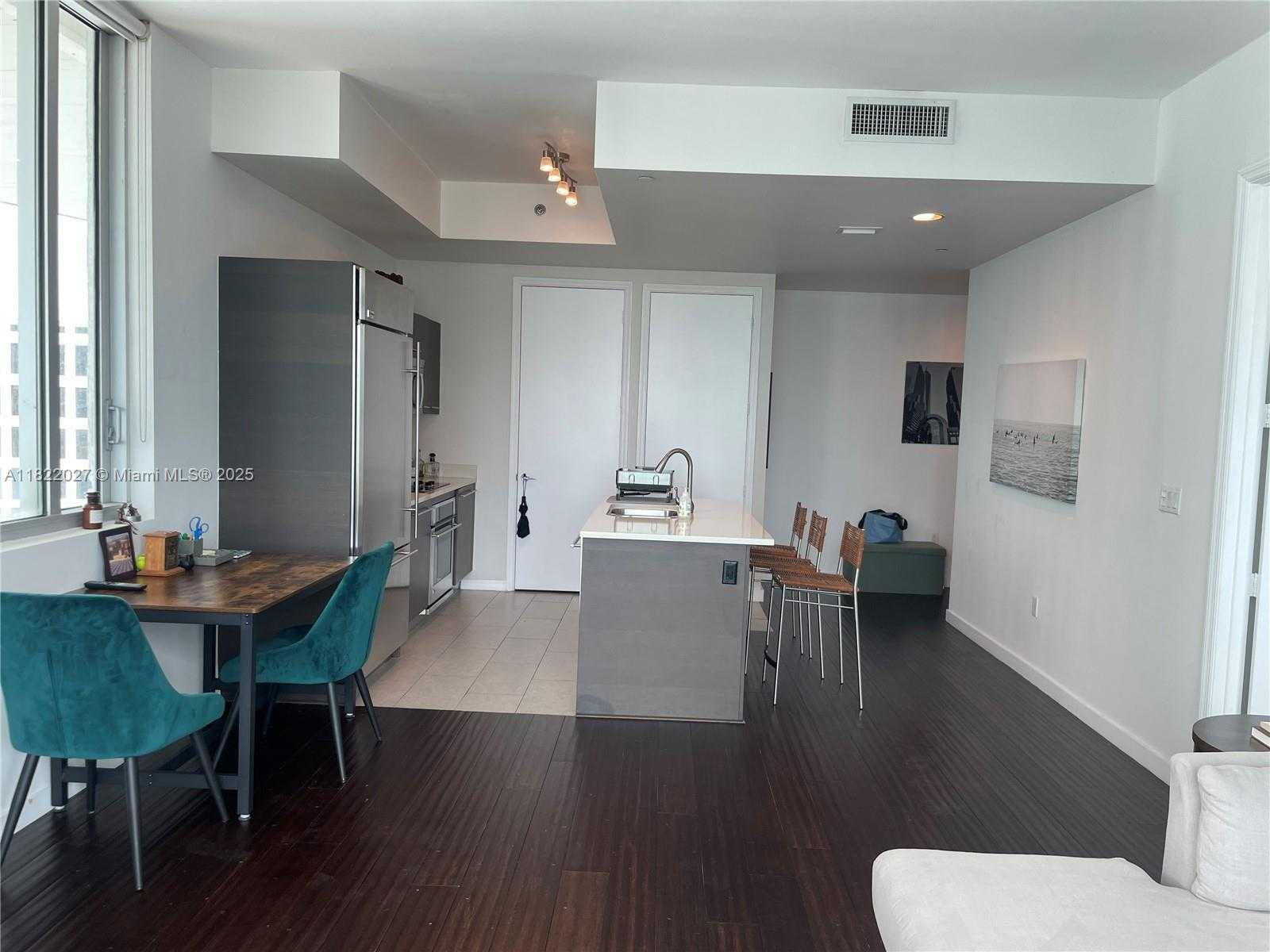 Small Image of 55 SOUTH EAST 6TH ST #4307, Miami Number 9