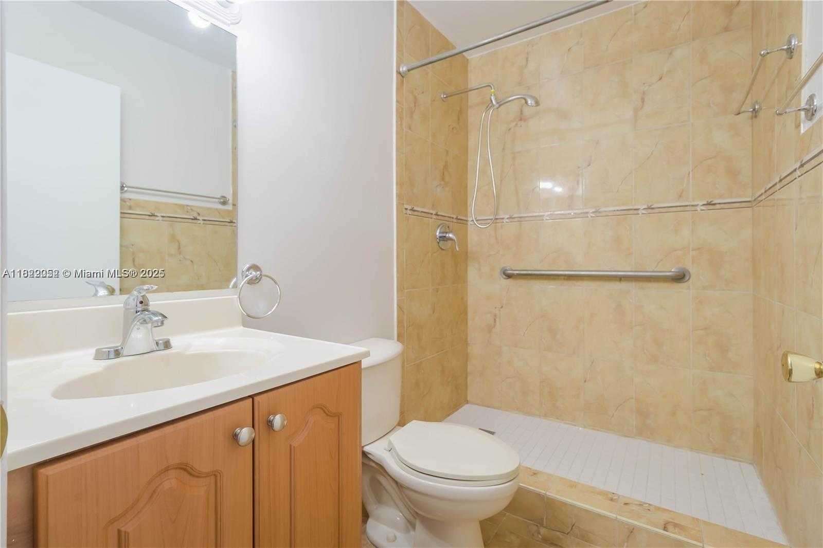 Small Image of 2524 WEST 65TH ST, Hialeah Number 6