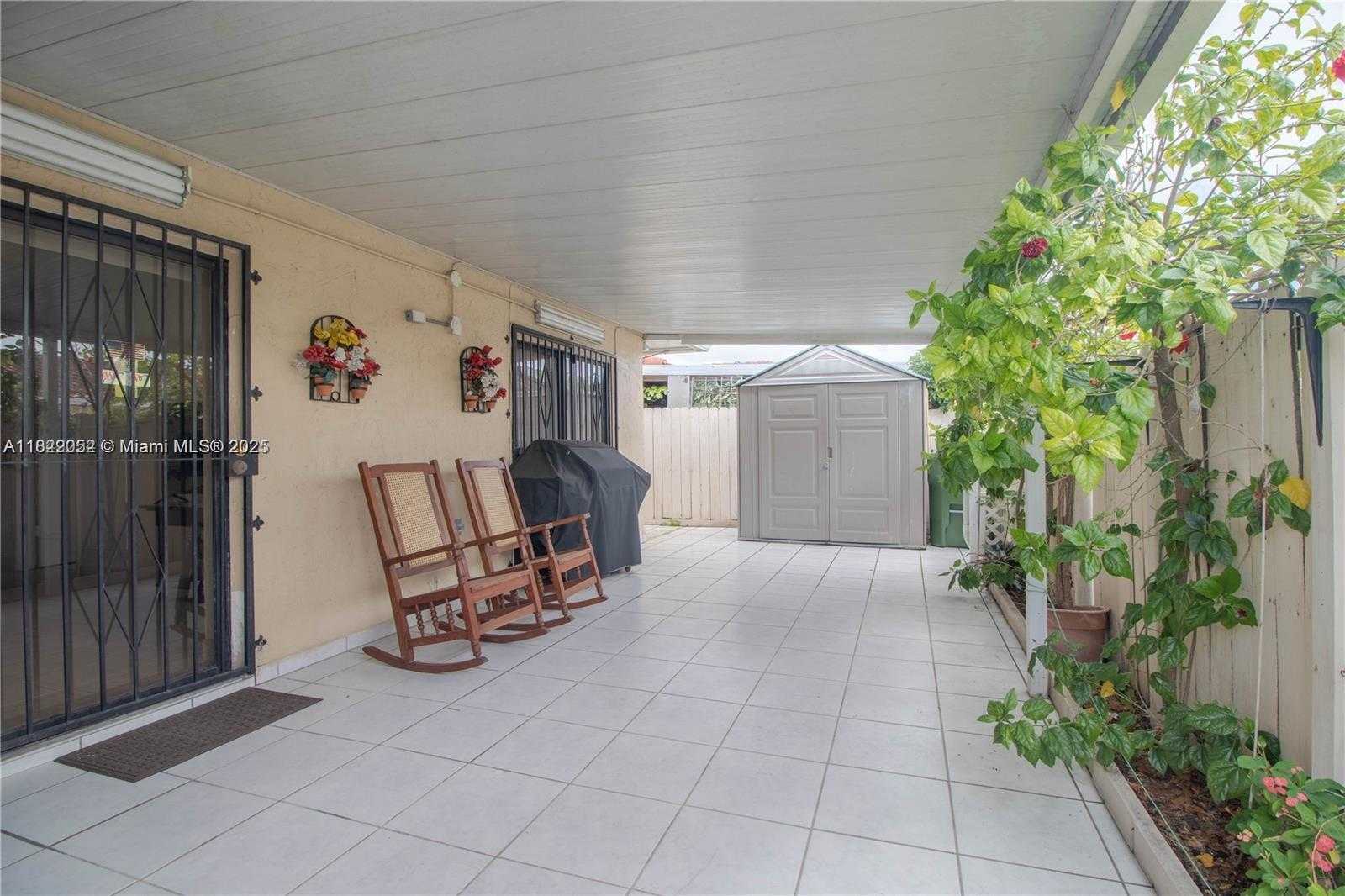 Small Image of 2524 WEST 65TH ST, Hialeah Number 8