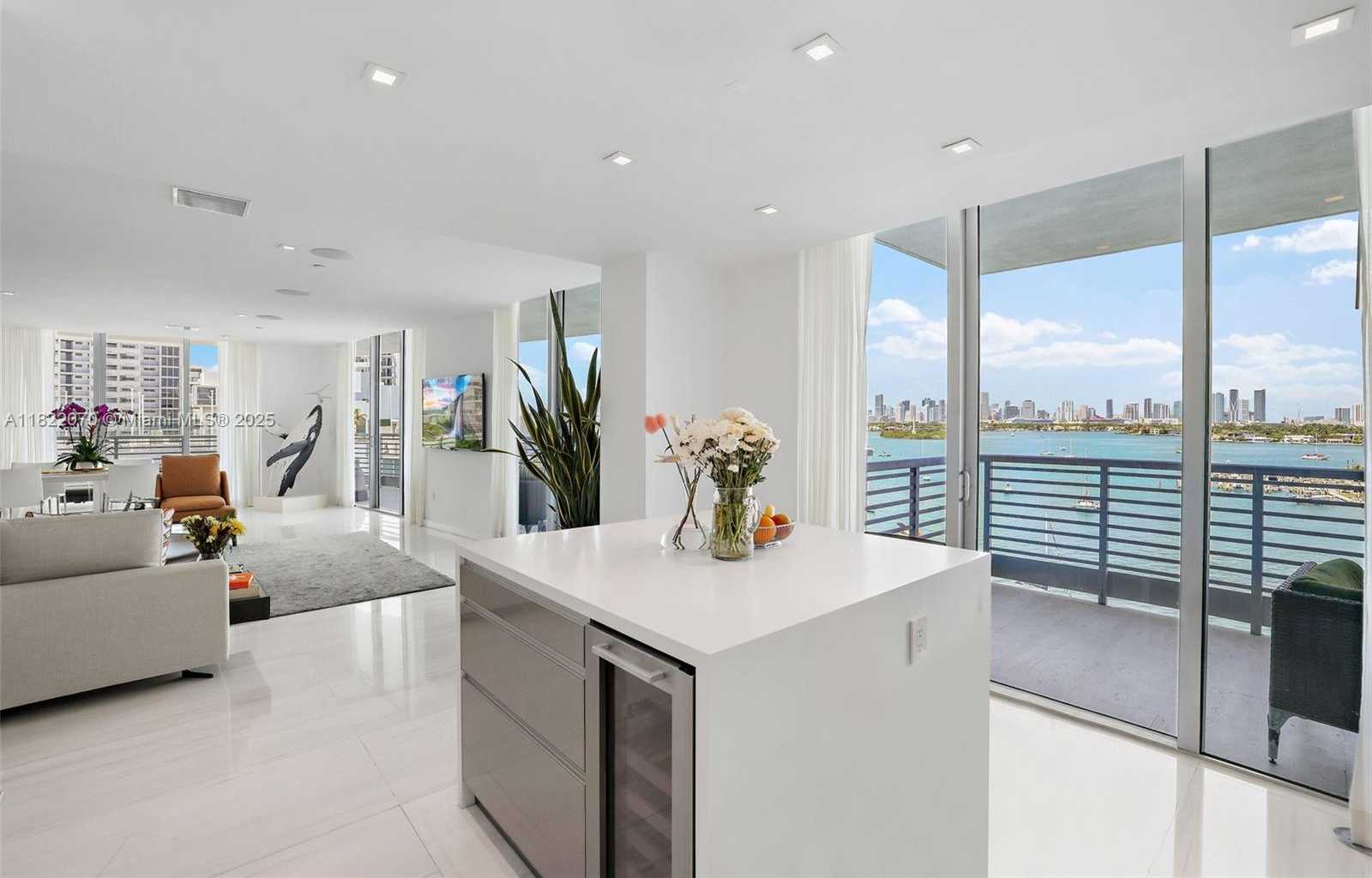 Small Image of 1445 16TH ST #801, Miami Beach Number 12