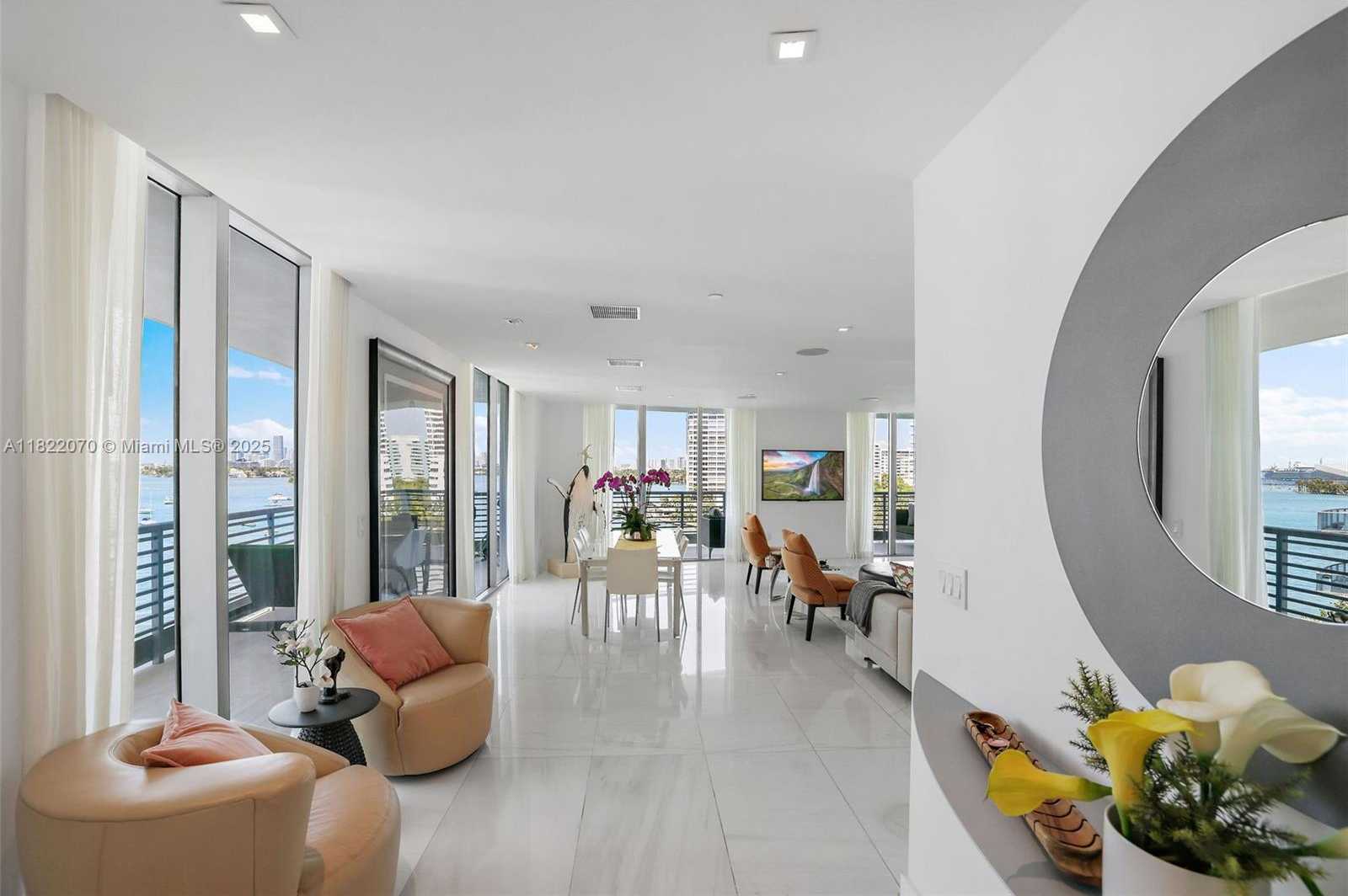 Small Image of 1445 16TH ST #801, Miami Beach Number 2