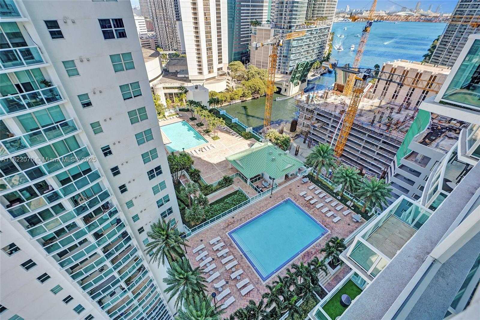 Small Image of 41 SOUTH EAST 5TH ST #1317, Miami Number 32