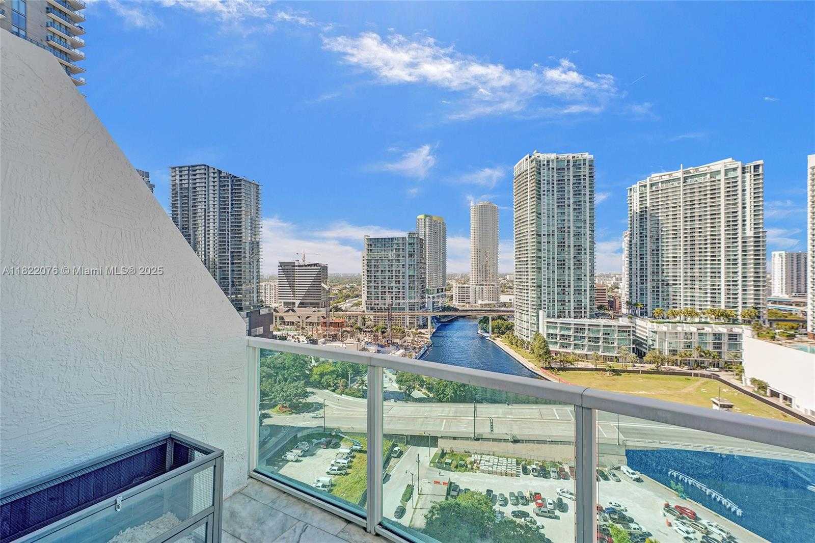 Small Image of 41 SOUTH EAST 5TH ST #1317, Miami Number 37