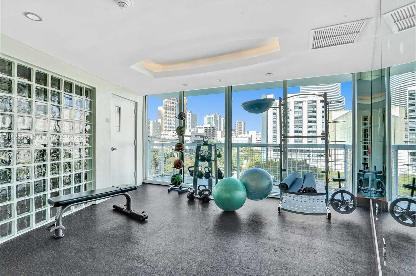 Small Image of 41 SOUTH EAST 5TH ST #1317, Miami Number 39