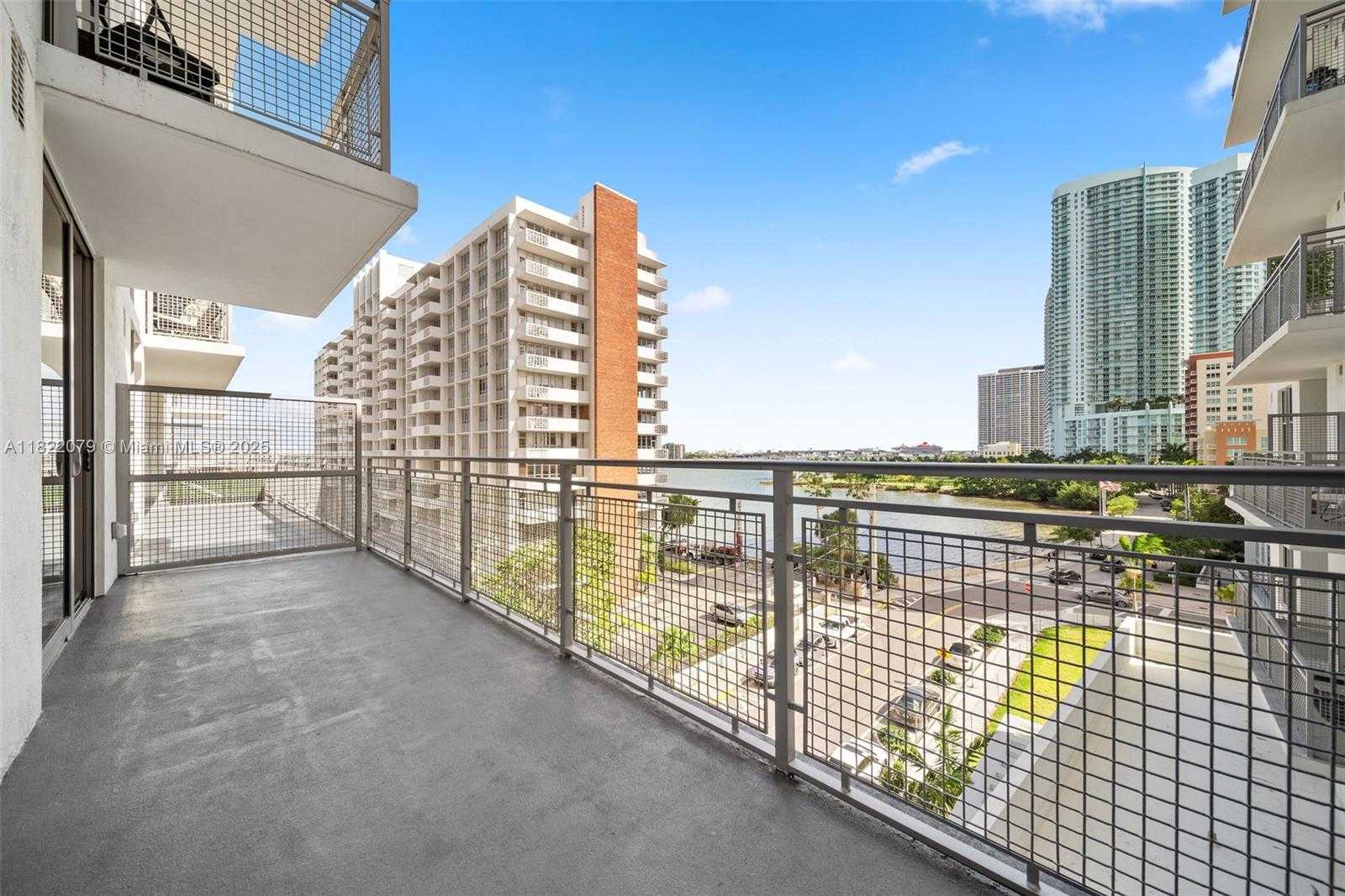 Small Image of 2150 NORTH BAYSHORE DR #0508, Miami Number 11