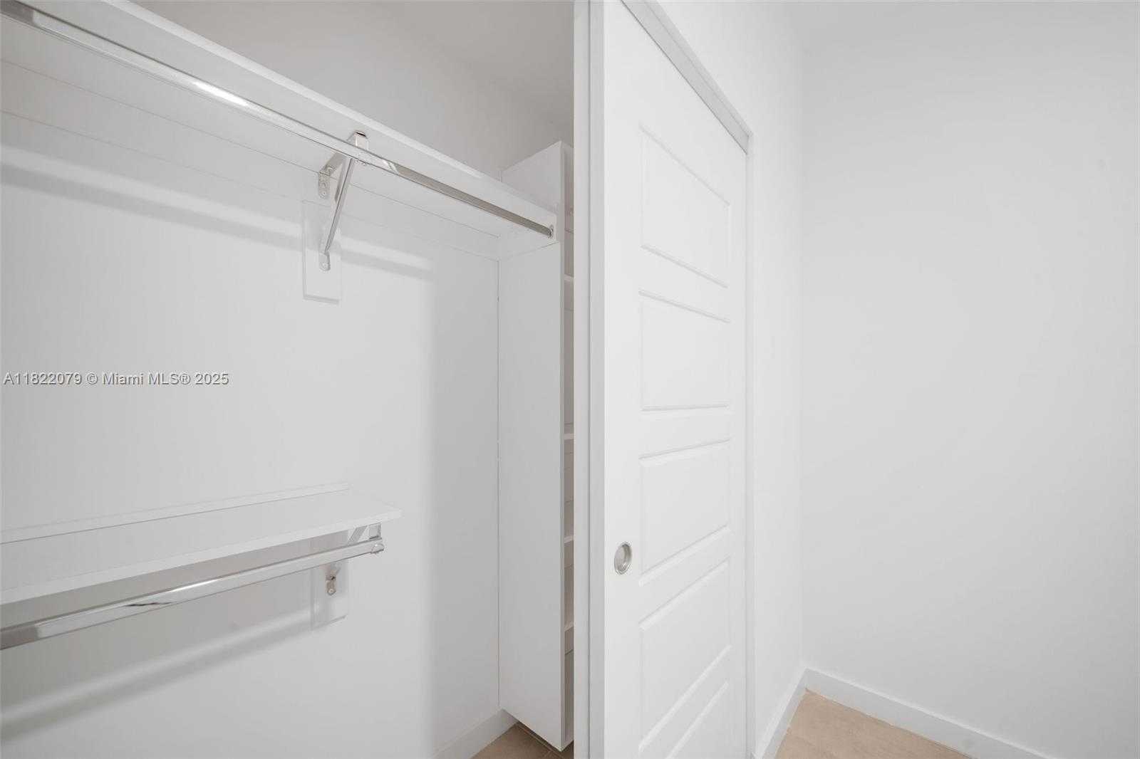 Small Image of 2150 NORTH BAYSHORE DR #0508, Miami Number 22