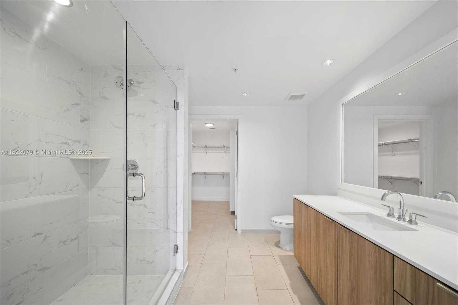 Small Image of 2150 NORTH BAYSHORE DR #0508, Miami Number 23