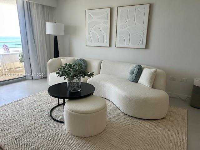 Small Image of Miami Beach Number 3