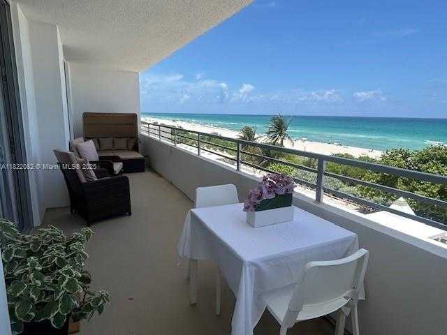 Small Image of Miami Beach Number 4