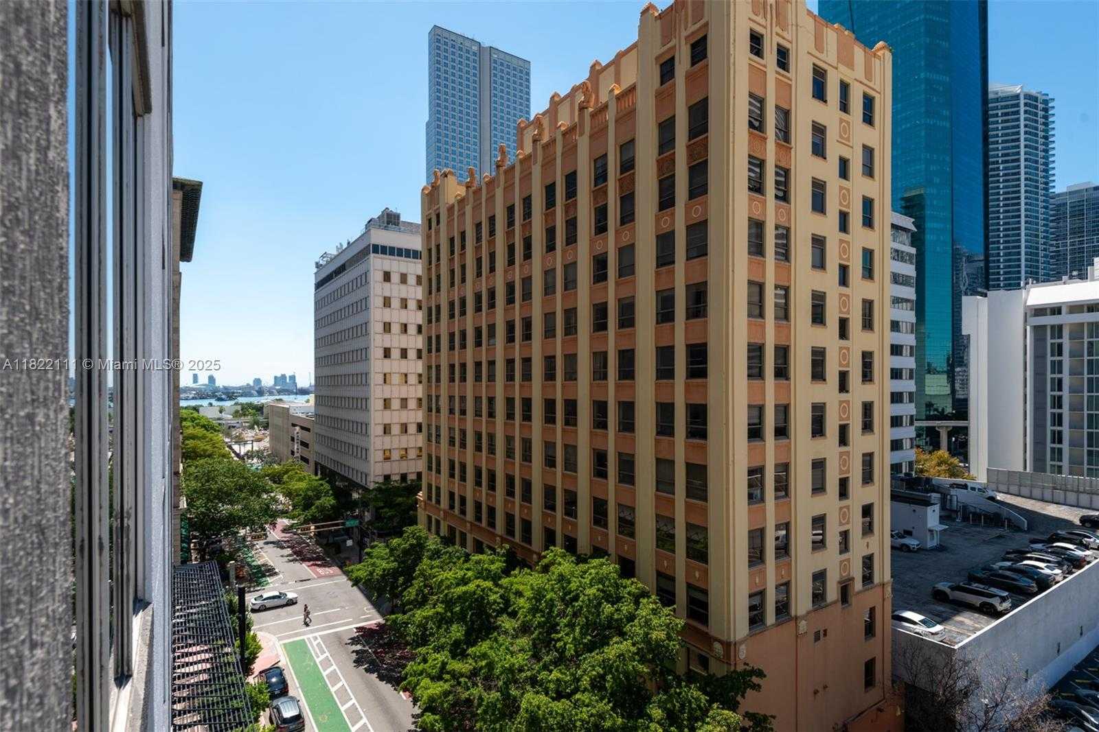 Small Image of 151 SOUTH EAST 1ST ST #711, Miami Number 11