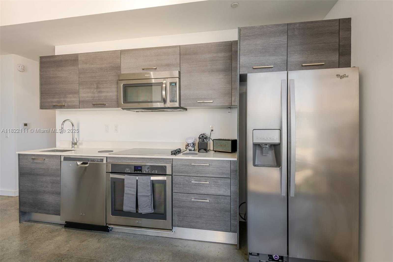 Small Image of 151 SOUTH EAST 1ST ST #711, Miami Number 26