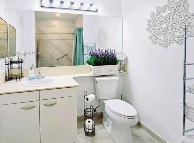 Small Image of 2080 SOUTH OCEAN DR #104, Hallandale Beach Number 19