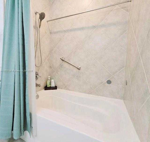 Small Image of 2080 SOUTH OCEAN DR #104, Hallandale Beach Number 20