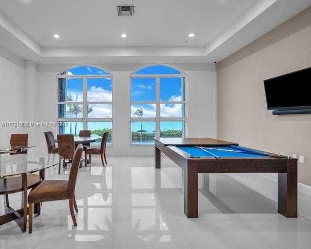 Small Image of 2080 SOUTH OCEAN DR #104, Hallandale Beach Number 25