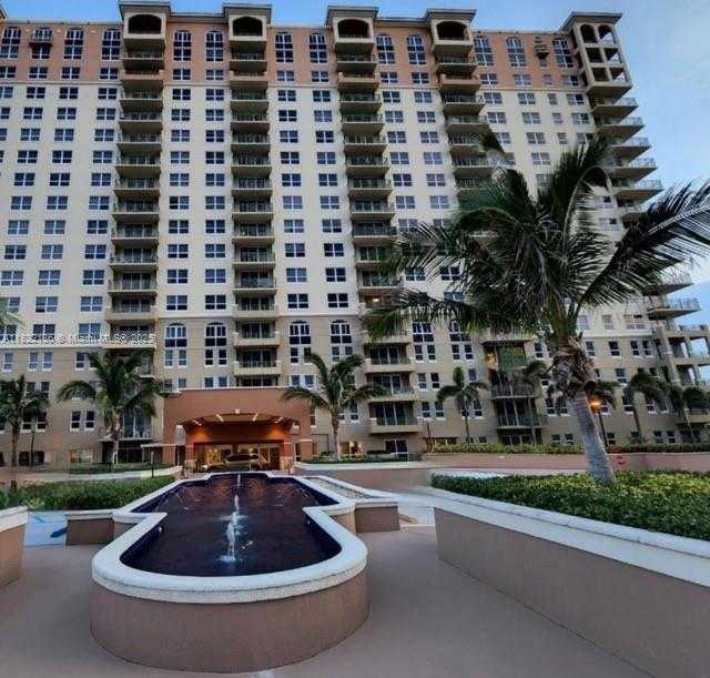 Small Image of 2080 SOUTH OCEAN DR #104, Hallandale Beach Number 3