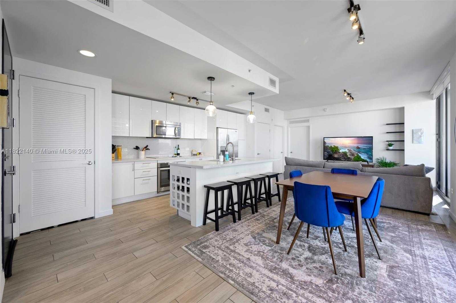 Small Image of 999 SOUTH WEST 1ST AVE #1603, Miami Number 2