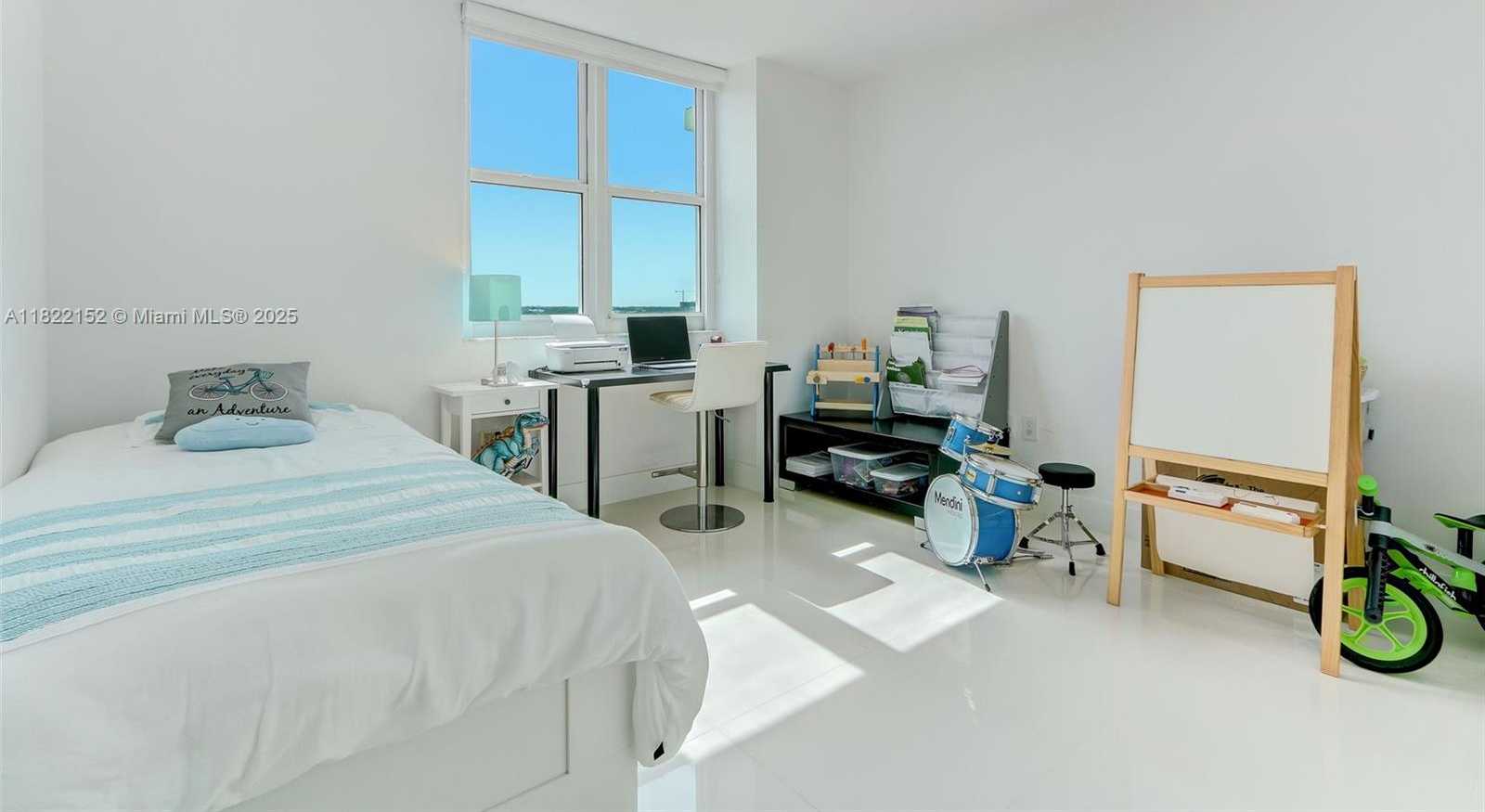 Small Image of 3000 CORAL WAY #1202, Miami Number 12