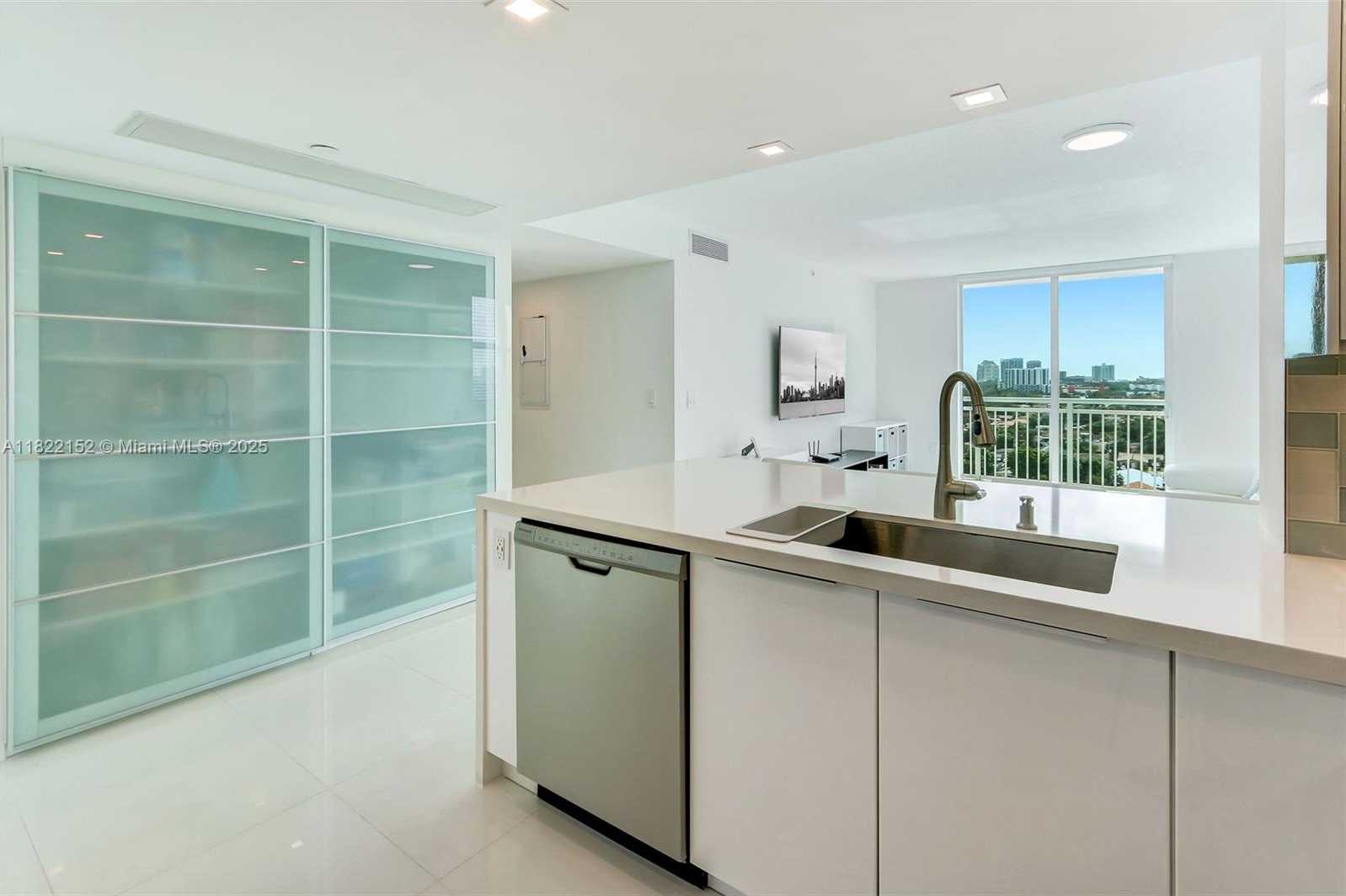 Small Image of 3000 CORAL WAY #1202, Miami Number 4