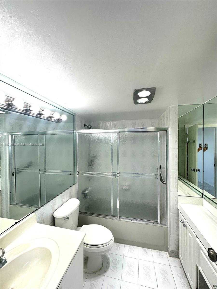 Small Image of 4675 WEST 18TH CT #801, Hialeah Number 11