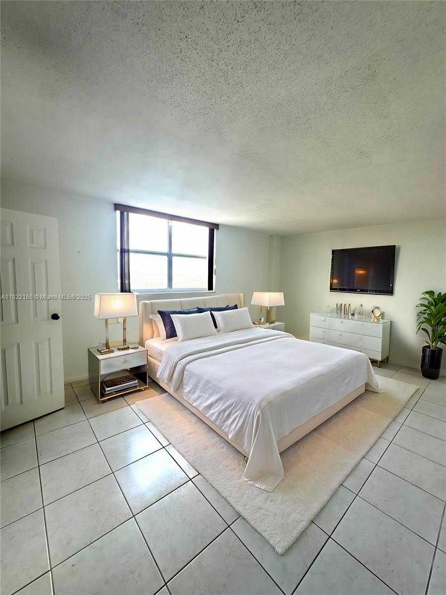 Small Image of 4675 WEST 18TH CT #801, Hialeah Number 8
