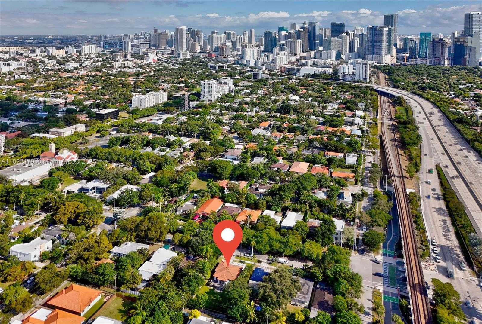 Small Image of 130 SOUTH WEST 25TH RD, Miami Number 36