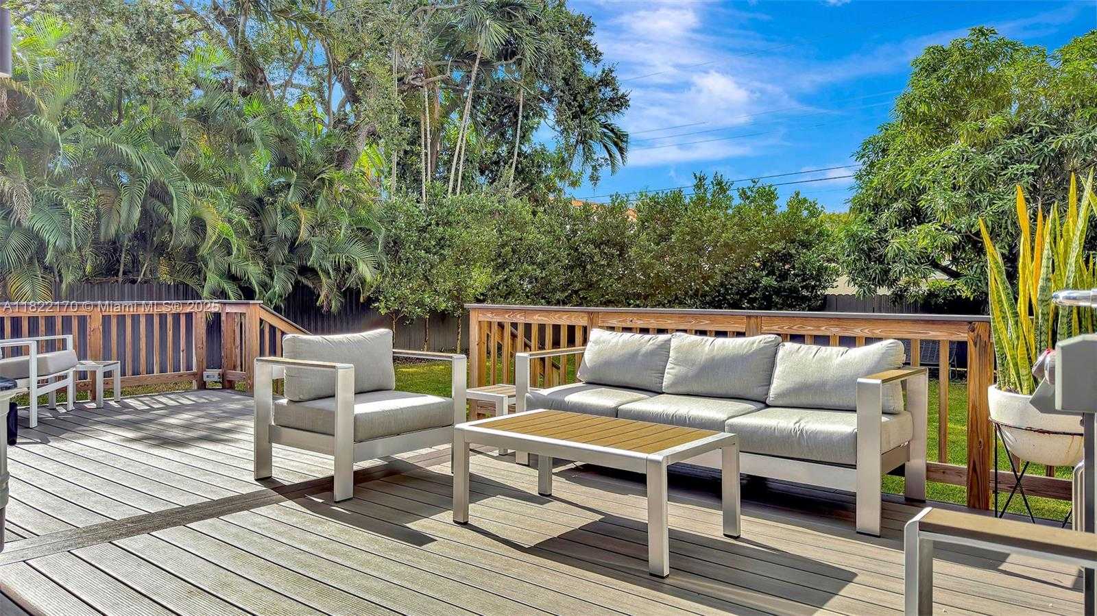 Small Image of 130 SOUTH WEST 25TH RD, Miami Number 8
