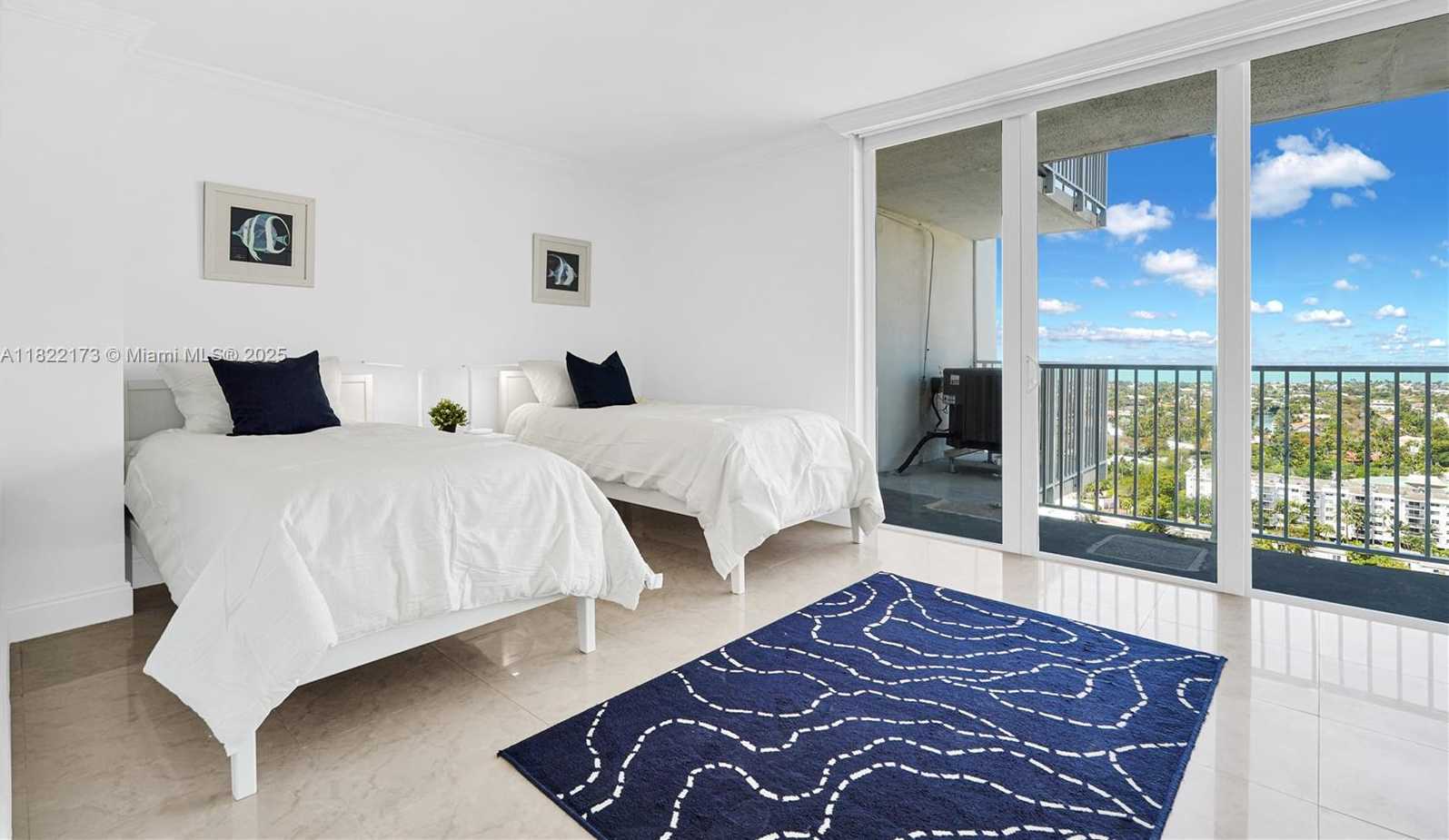 Small Image of 881 OCEAN DR #21D, Key Biscayne Number 13