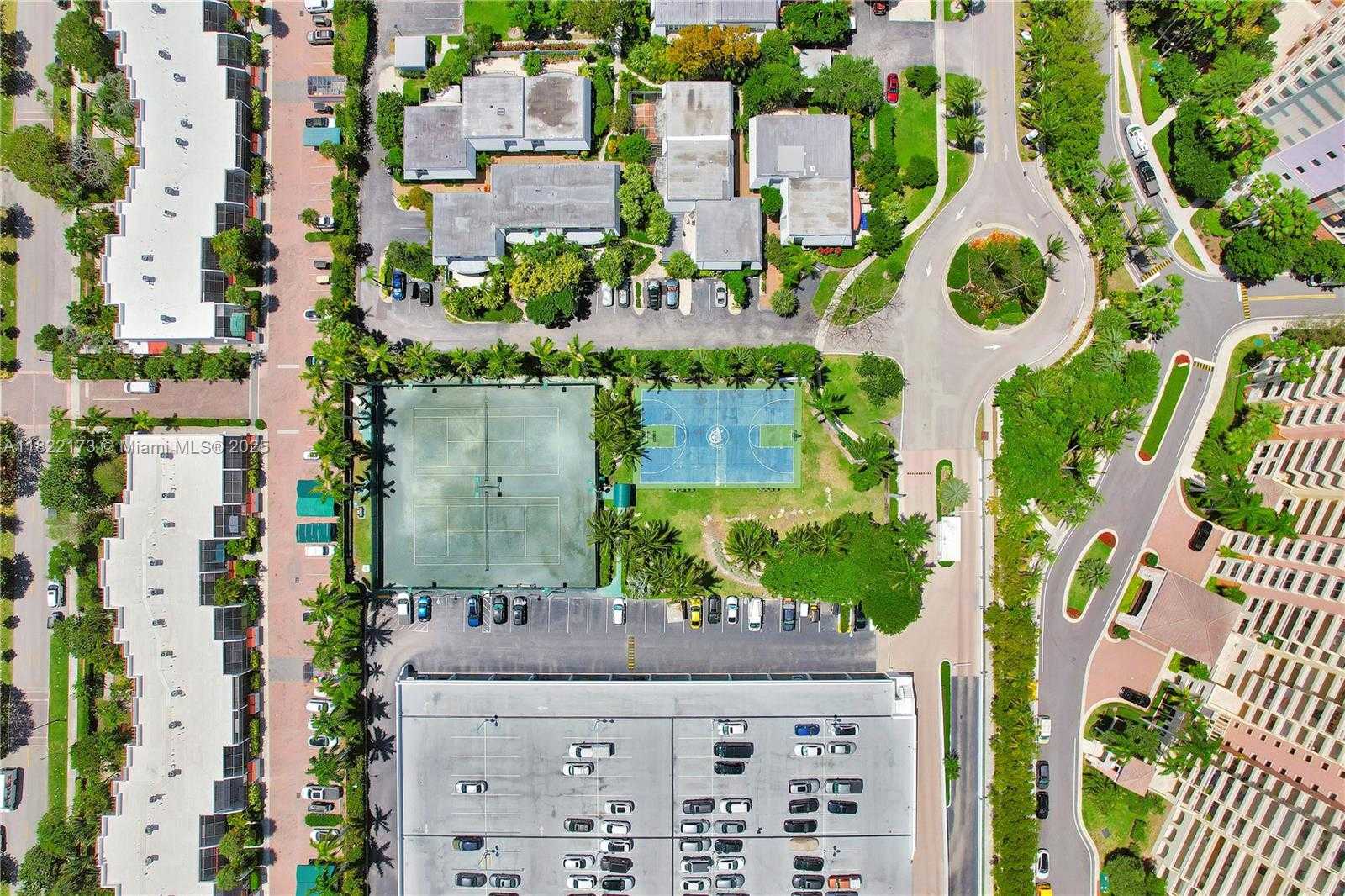 Small Image of 881 OCEAN DR #21D, Key Biscayne Number 20