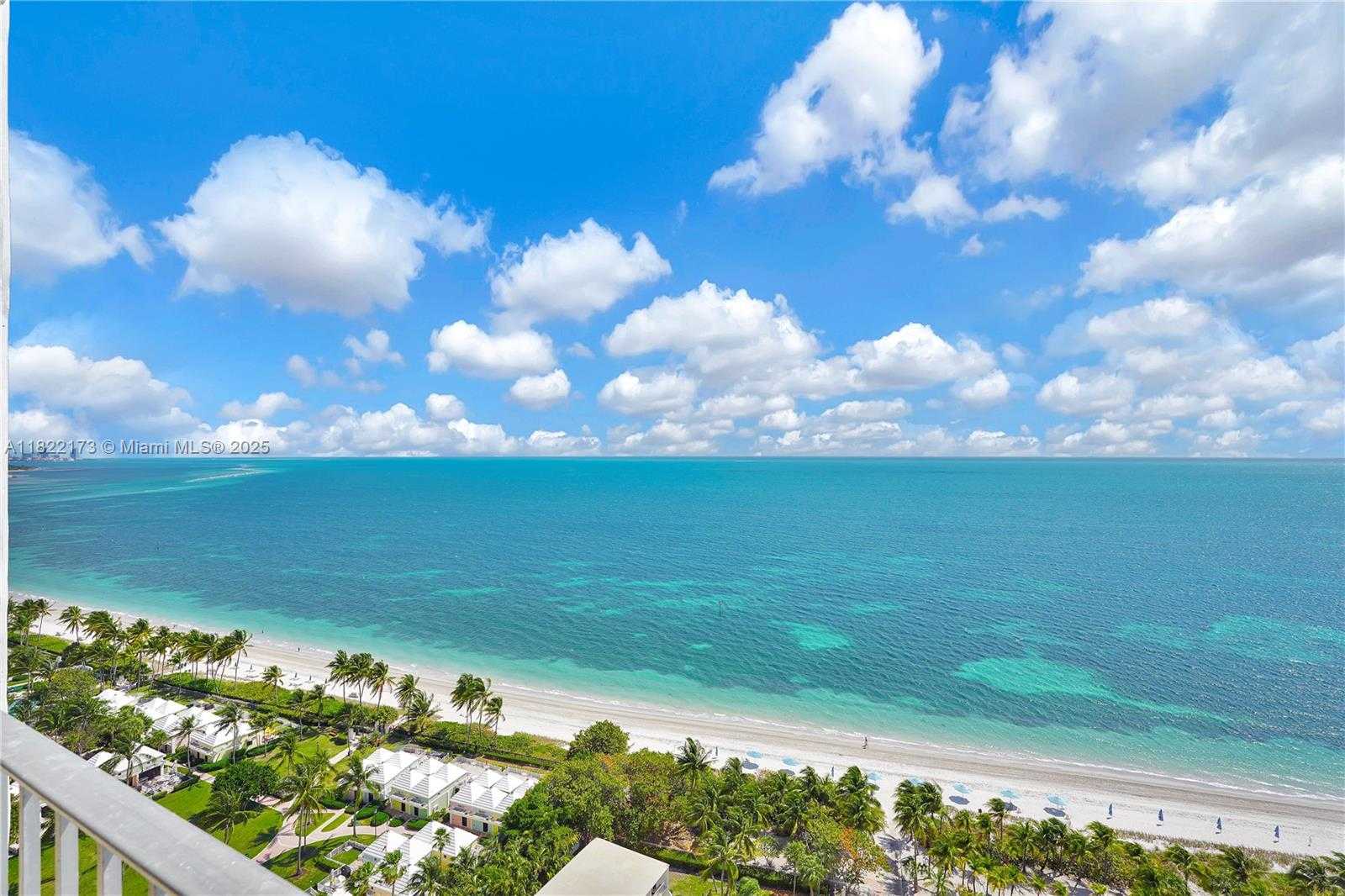 Small Image of 881 OCEAN DR #21D, Key Biscayne Number 4