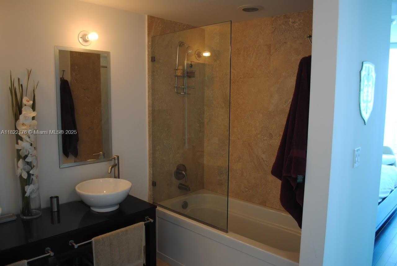 Small Image of 350 SOUTH MIAMI AVE #2601, Miami Number 10