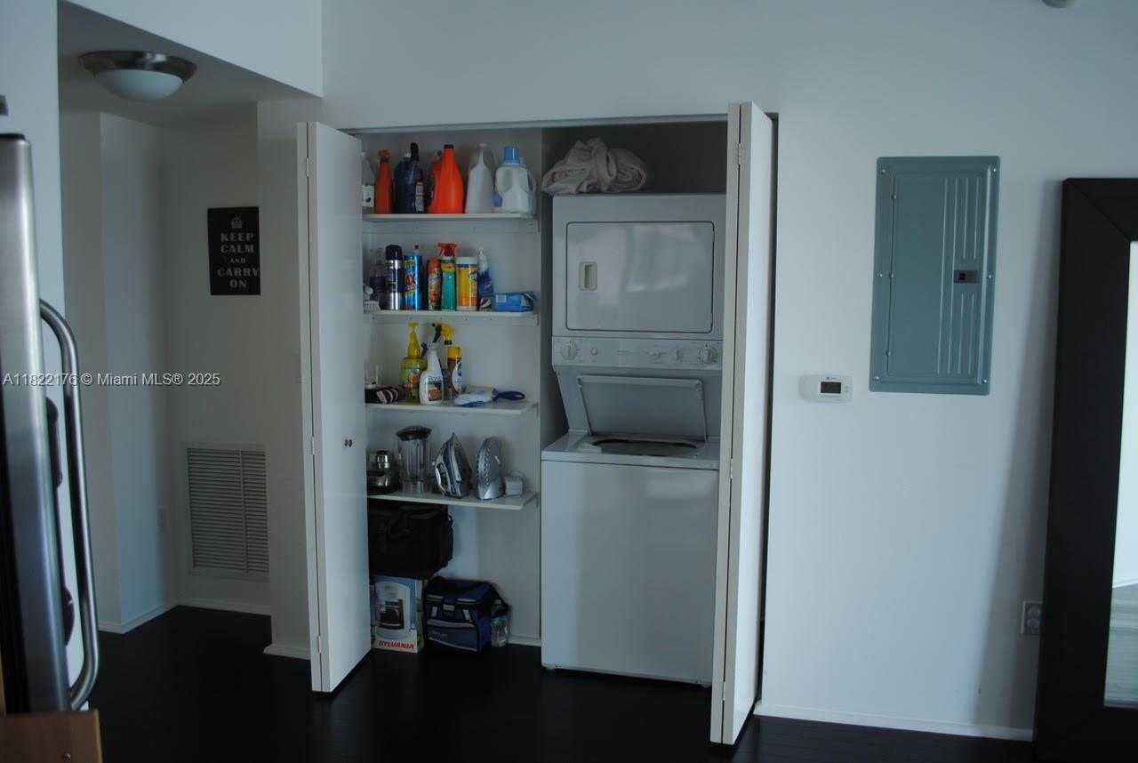 Small Image of 350 SOUTH MIAMI AVE #2601, Miami Number 12