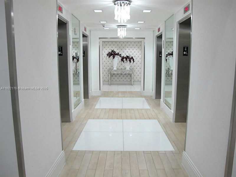 Small Image of 350 SOUTH MIAMI AVE #2601, Miami Number 26