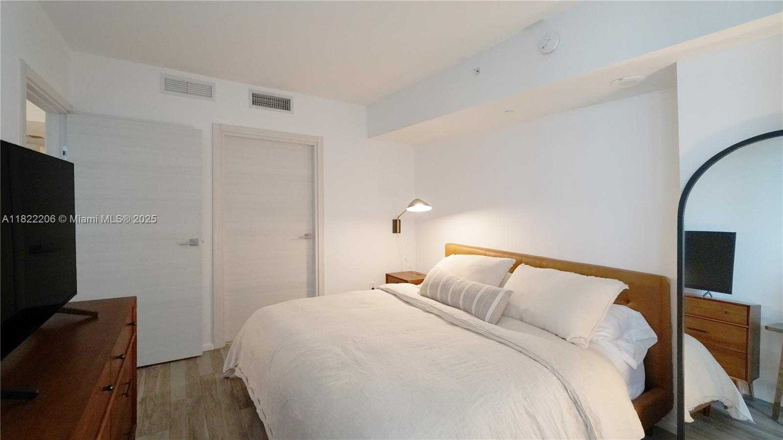 Small Image of 801 SOUTH MIAMI AVE #2506, Miami Number 16