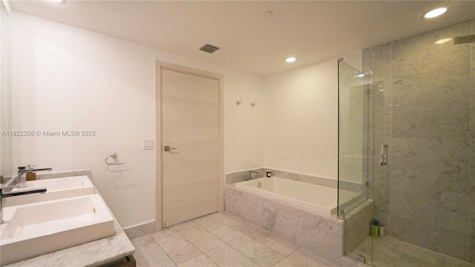 Small Image of 801 SOUTH MIAMI AVE #2506, Miami Number 26