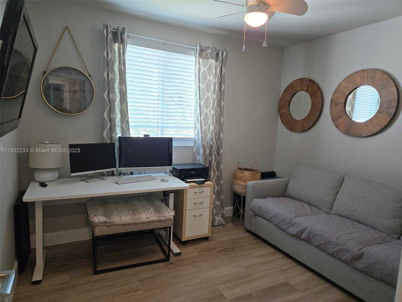 Small Image of 1055 BRIAR RIDGE RD, Weston Number 18