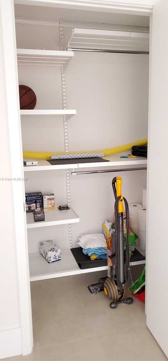 Small Image of 1010 BRICKELL AVE #2511, Miami Number 13