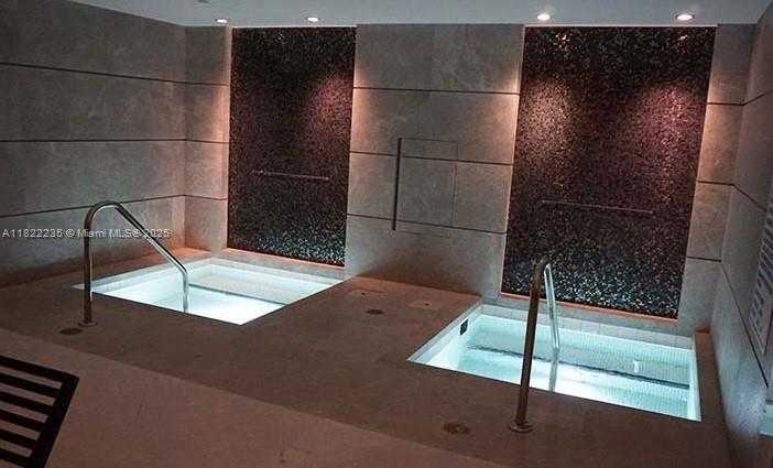 Small Image of 1010 BRICKELL AVE #2511, Miami Number 21