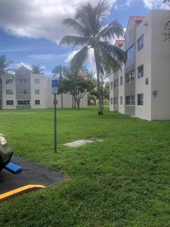 Small Image of 6155 NORTH WEST 186TH ST #209, Hialeah Number 3