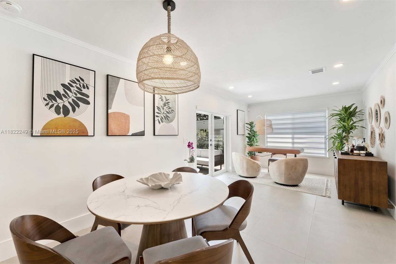 Small Image of 45 PALERMO AVE, Coral Gables Number 8