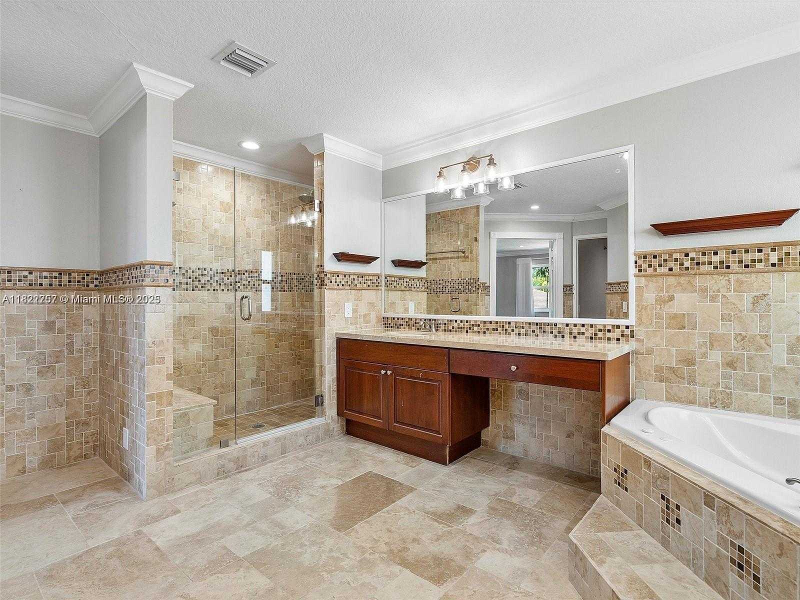 Small Image of 1175 PEREGRINE WAY, Weston Number 17