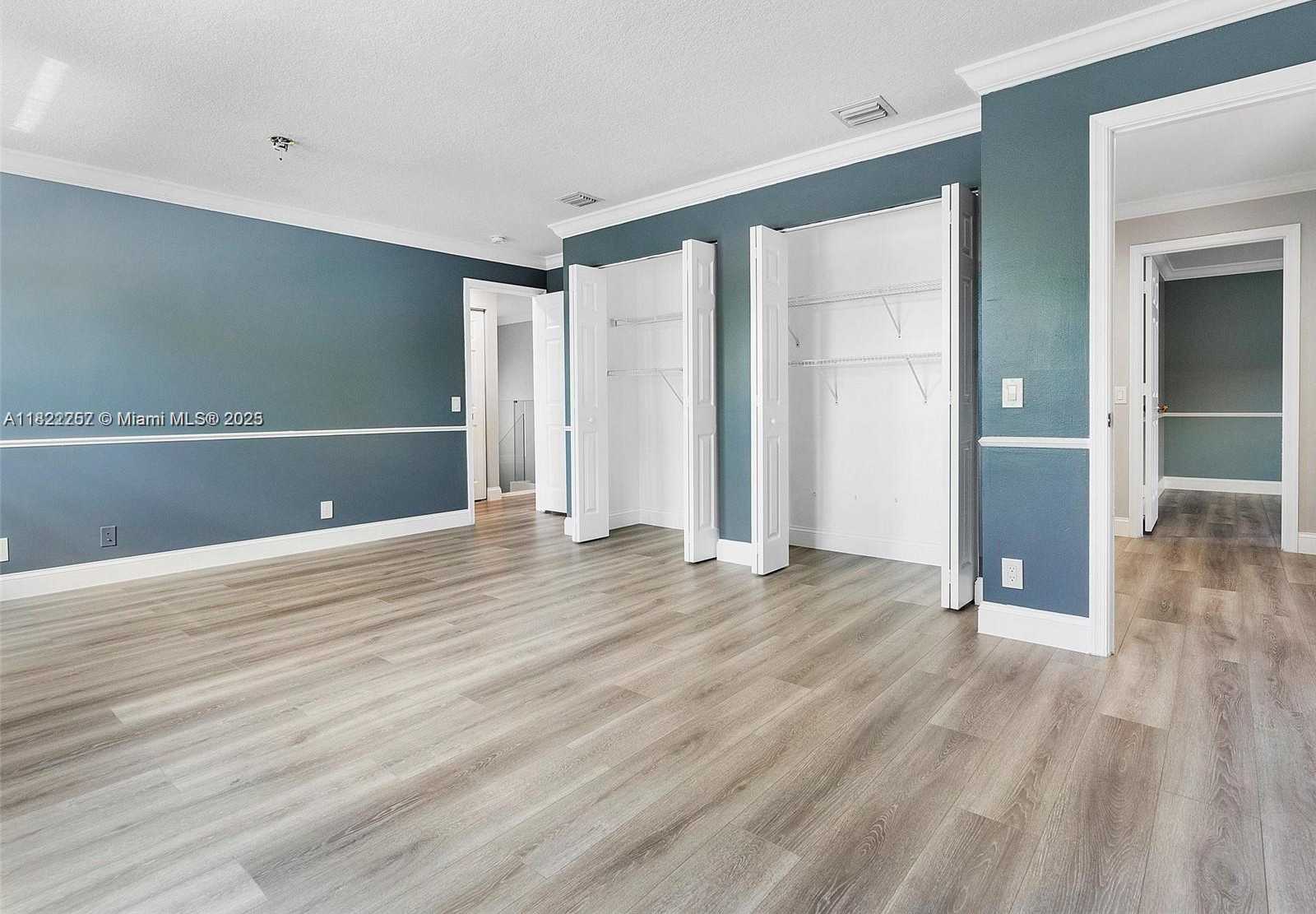 Small Image of 1175 PEREGRINE WAY, Weston Number 20