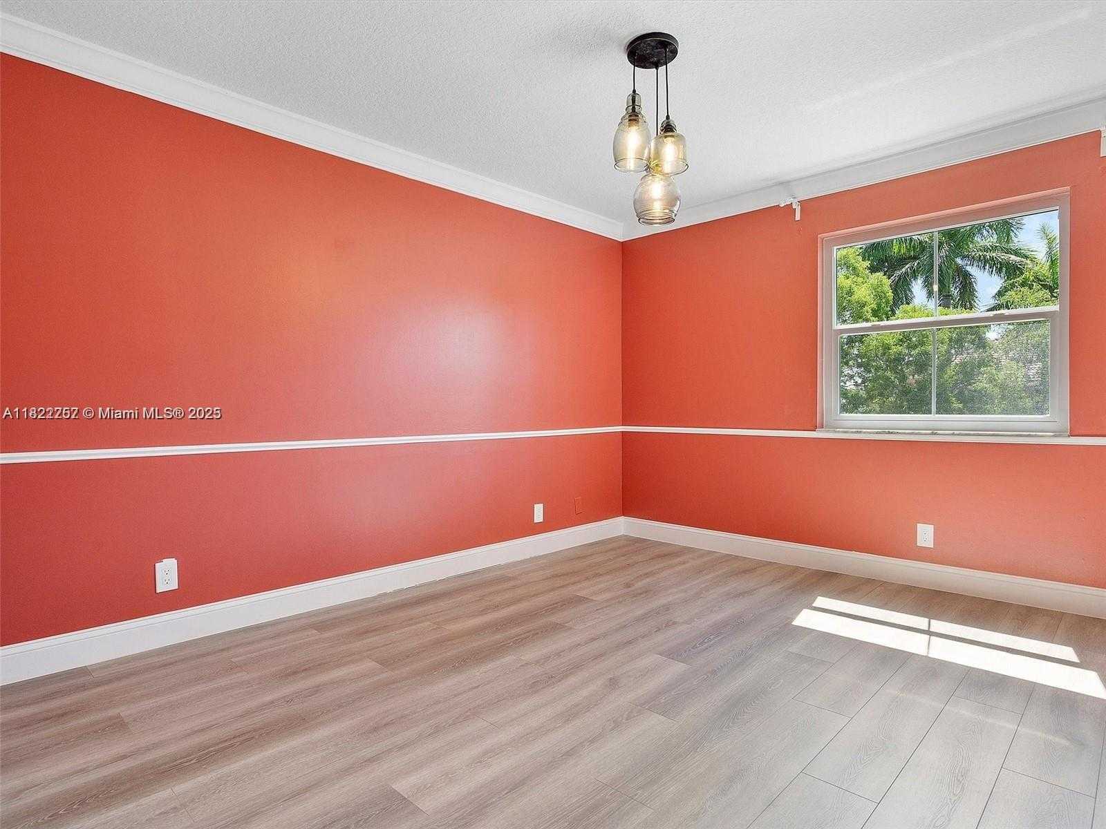 Small Image of 1175 PEREGRINE WAY, Weston Number 22