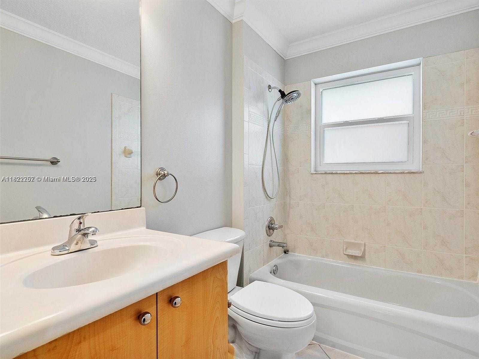Small Image of 1175 PEREGRINE WAY, Weston Number 23