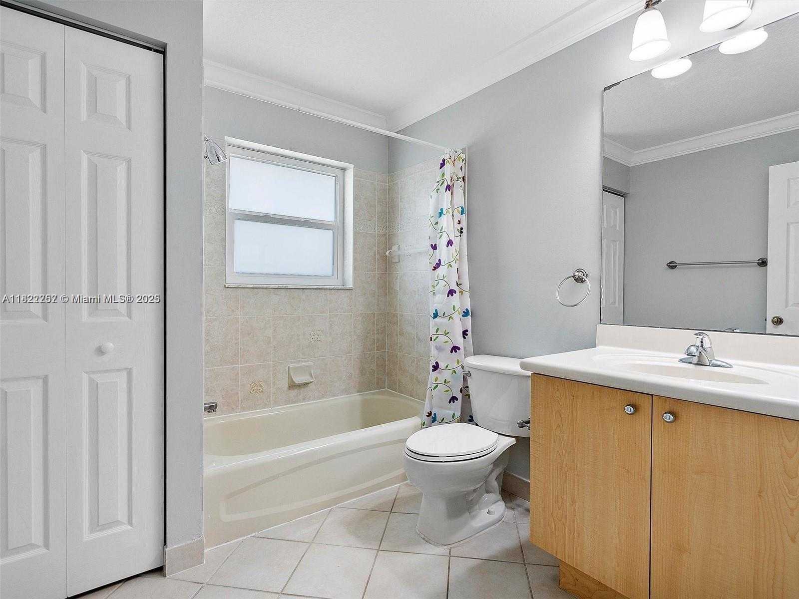 Small Image of 1175 PEREGRINE WAY, Weston Number 24