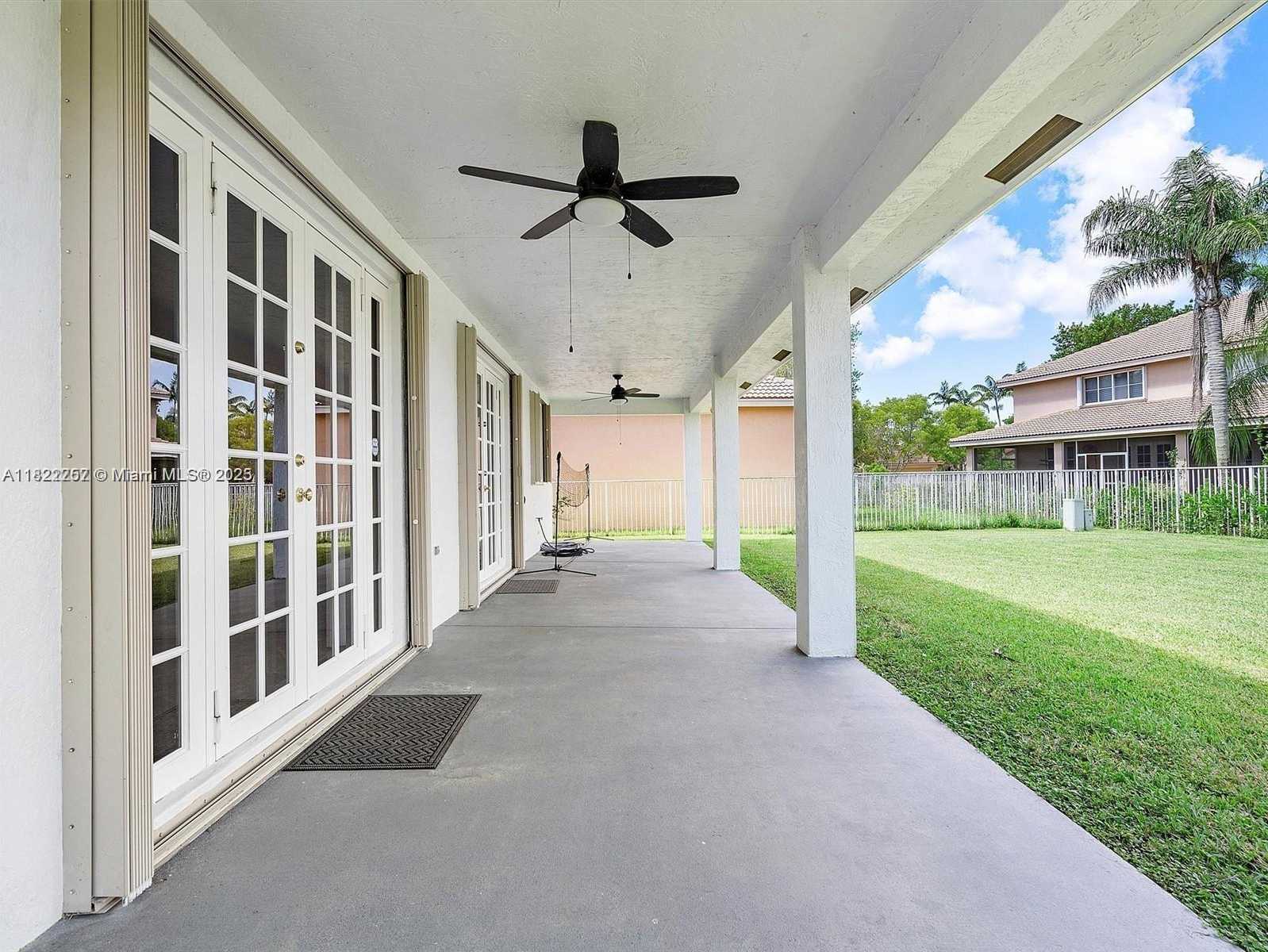 Small Image of 1175 PEREGRINE WAY, Weston Number 29