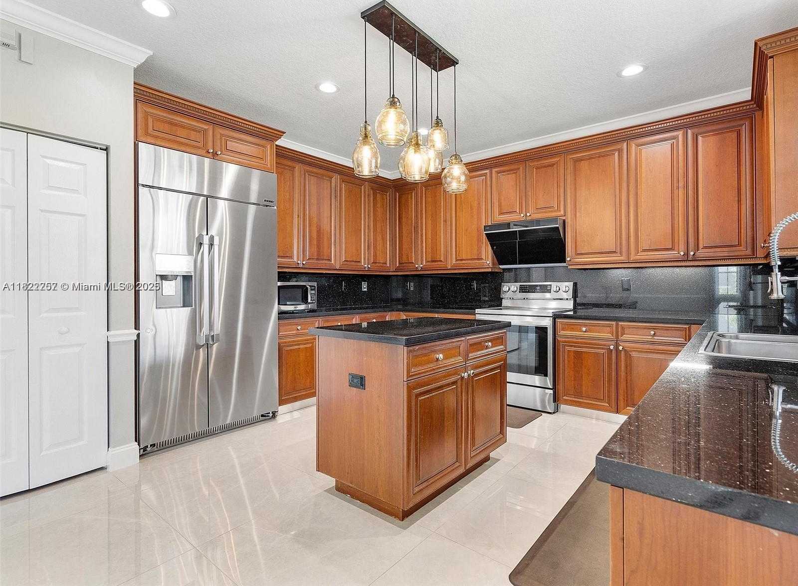 Small Image of 1175 PEREGRINE WAY, Weston Number 9